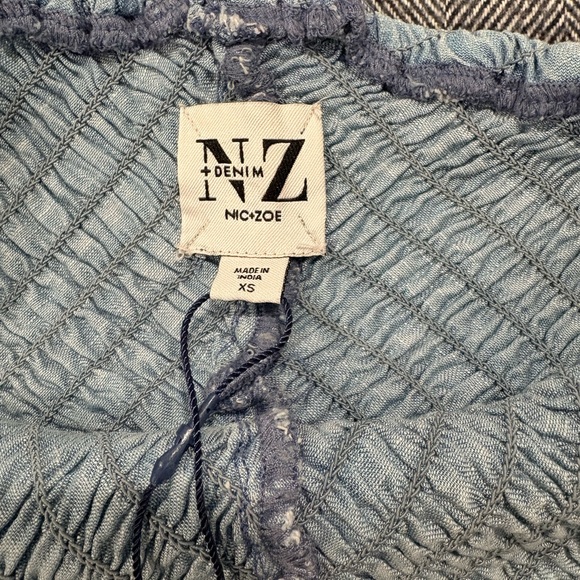 Nic + Zoe Sarah Smocked Chambray Sundress | size: XS | Color: Mid Wash - Picture 7 of 8